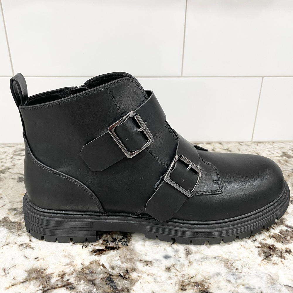 9, 9.5 SO Black with silver buckle faux leather ankle combat booties - Picture 9 of 11